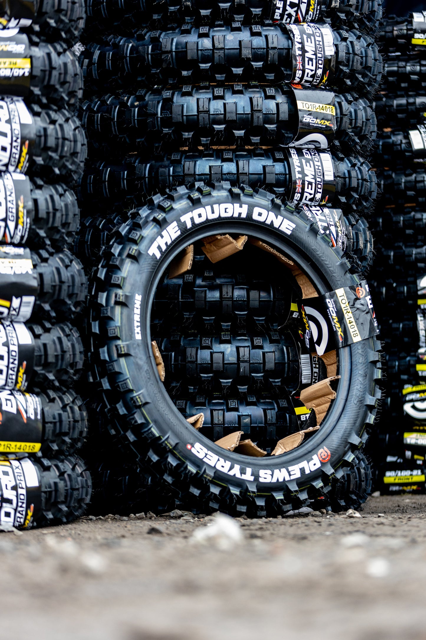 Enduro Bundle 1x GRAND PRIX Front 90 / 100 – 21 & 2x THE TOUGH ONE Rear